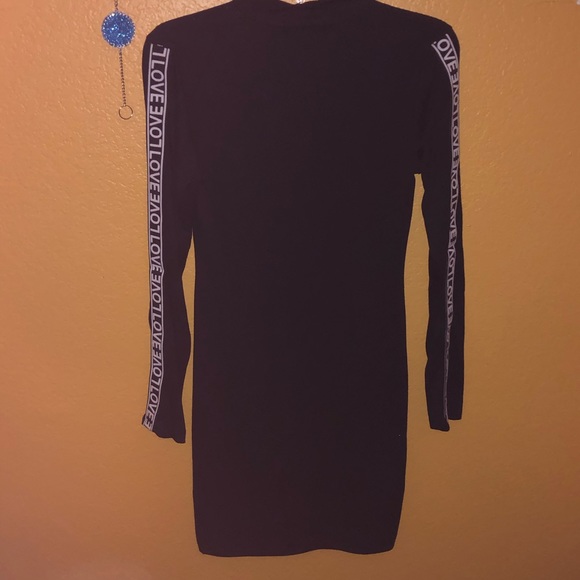 Long sleeve dress - Picture 3 of 3